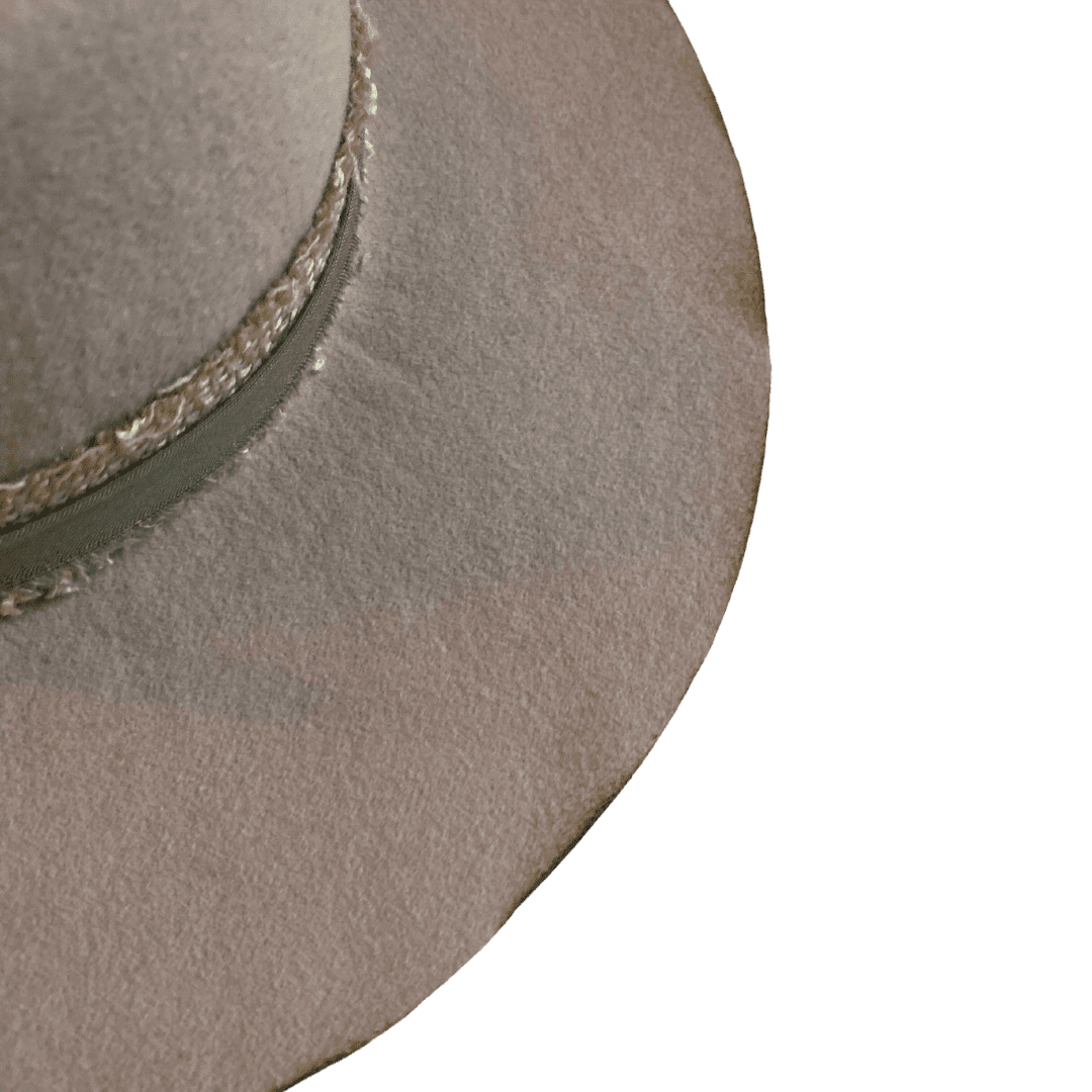 Burned Brim | Hut mit verbrannter Krempe | Customize Hats | Personaliserte Hüte für Frauen | Damenhüte mit Personalisierung | Hut mit Gravur | Nimanita Hats & Accessoires - Hüte für Frauen