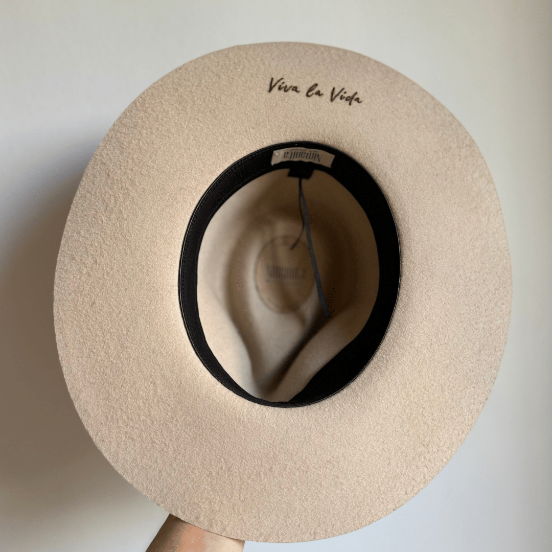 Hut Statement - 1. Viva la Vida auf Hut - Hut Personalisierung Nimanita Hats & Accessoires - Hüte für starke Frauen