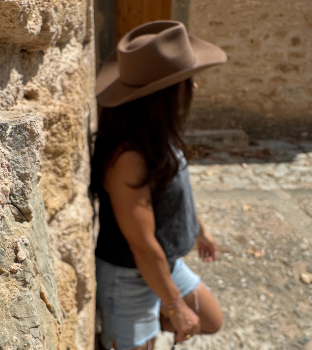 Nimanita Hats & Accessoires - Hüte für Frauen - Coahuila - Desert Brown Western Fedora für Frauen - Header 1