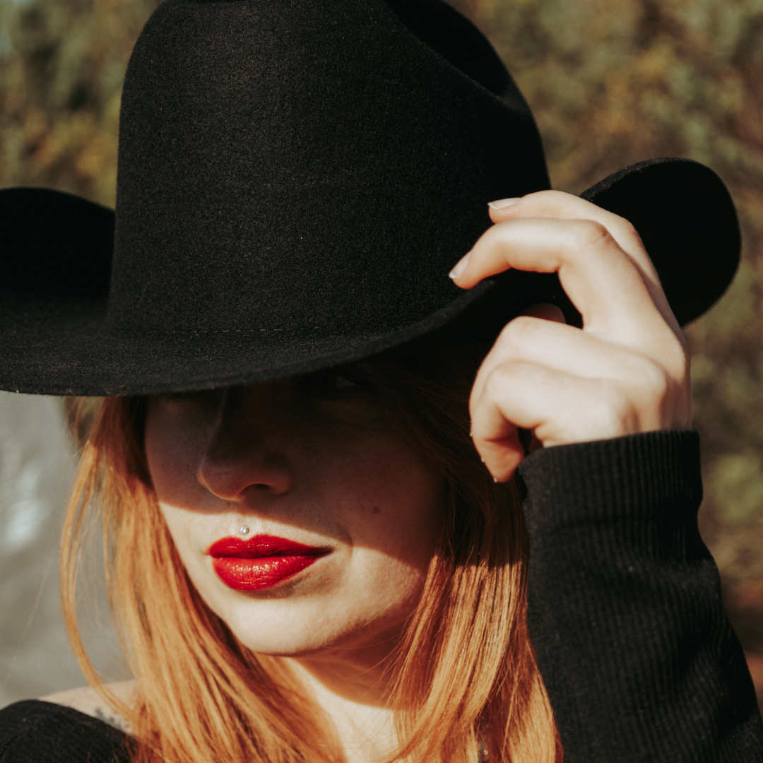 Rodeo - schwarzer Western Hut für Frauen - premium Wollfilz Cattleman Hut für Frauen - Nimanita Hats & Accessoires - Hüte für Frauen_