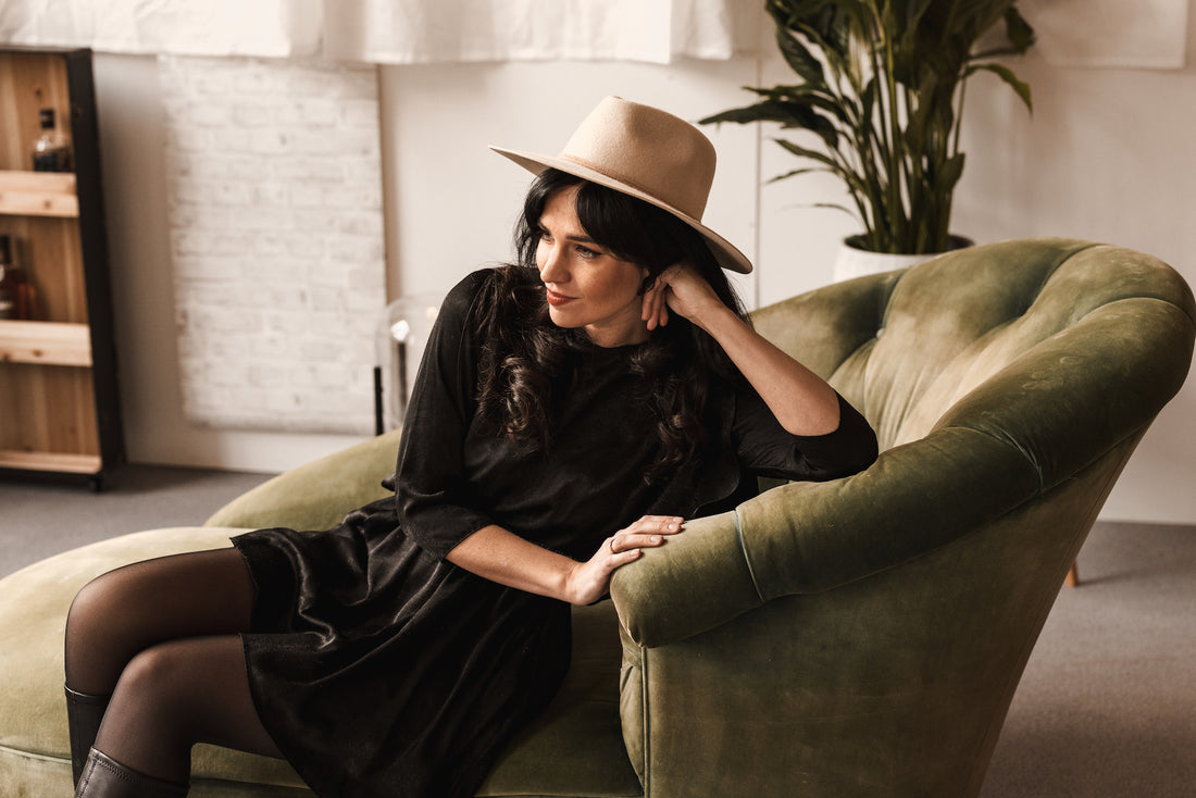 Der Fedora Hut _ Das perfekte Accessoire für die Frau der Fedora Hut - Damenhut _ Klassischer Fedora Hut für Damen