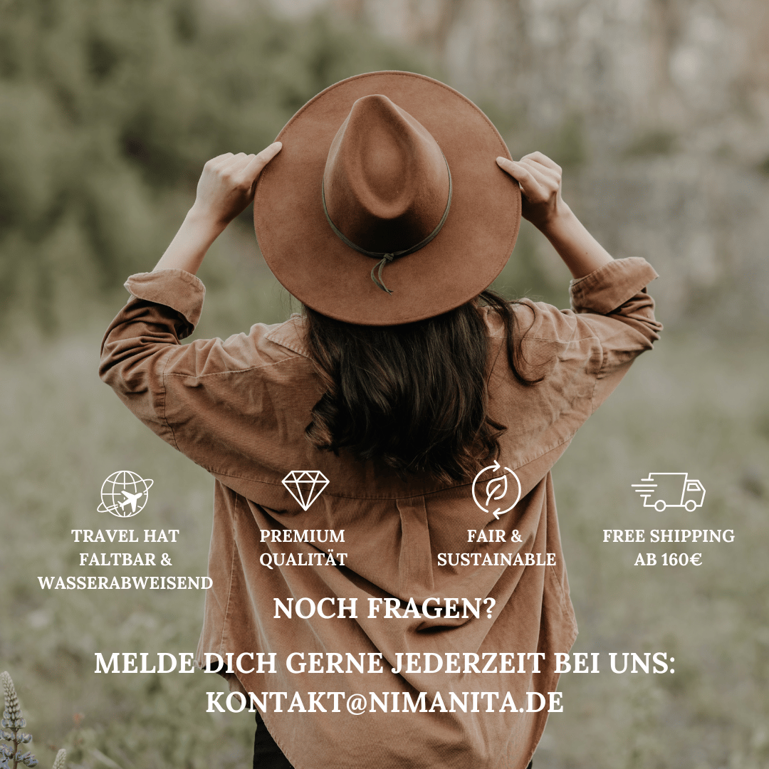 Palenque No.02 | Brauner Fedora - Travel Collection - faltbar & wasserabweisend - breite Krempe_ Hut für Frauen | Nimanita Hats & Accessoires | Hüte für Frauen_ Credit Nora Rahel Photography_ Model von hinten
