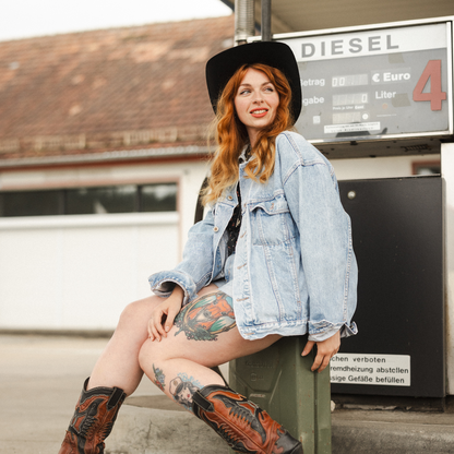 Rodeo - schwarzer Western Hut für Frauen - premium Woolfilz Cattleman Hut für Frauen - Nimanita Hats & Accessoires - Hüte für Frauen_ Model Janine _Credit Kleinstadtfotos 