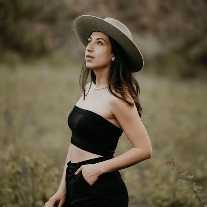 Sinaloa | Fedora Hut für Frauen in der Farbe Safari - Fedora Damenhut mit breiter und steifer Krempe - Nimanita Hats &Accessoires - Hats for strong women - Hüte für Frauen - heller Fedora Hut - 