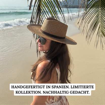 Sonora Habano - Fedora Strohhut in der Farbe Habano für Frauen aus 100% Iraca Palme mit braunem Wildleder Hutband | Damenhut | Strohhut | Sommerhut | Modell Sonora | Nimanita Hats & Accessoires - Hüte für Frauen